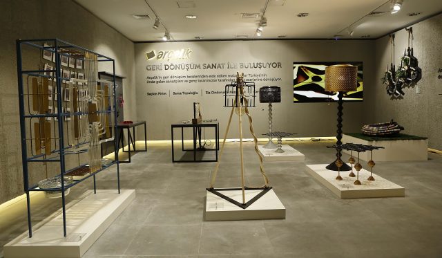 1478514921_sergi