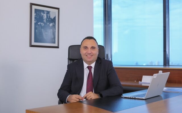 Yılmaz Özcan